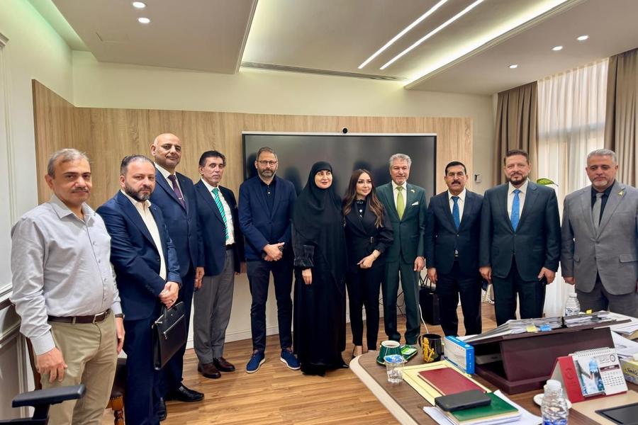 Ministry of Planning Discusses Amendments to Government Contract Documents